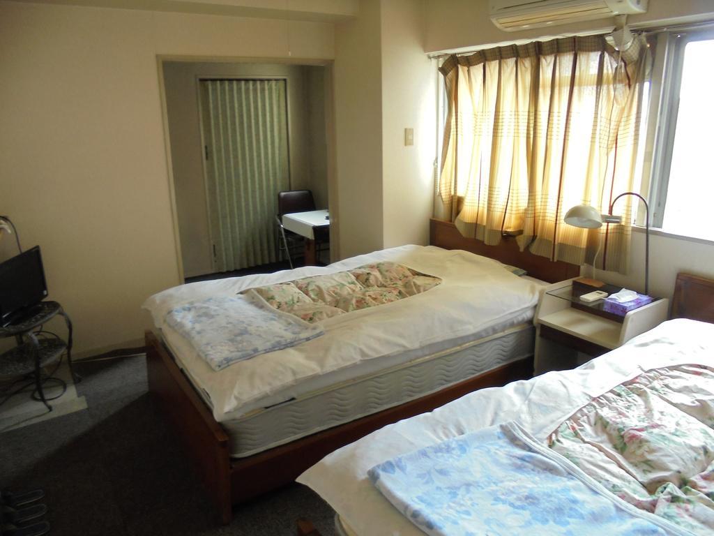 Yoshino Ryokan Осака Экстерьер фото