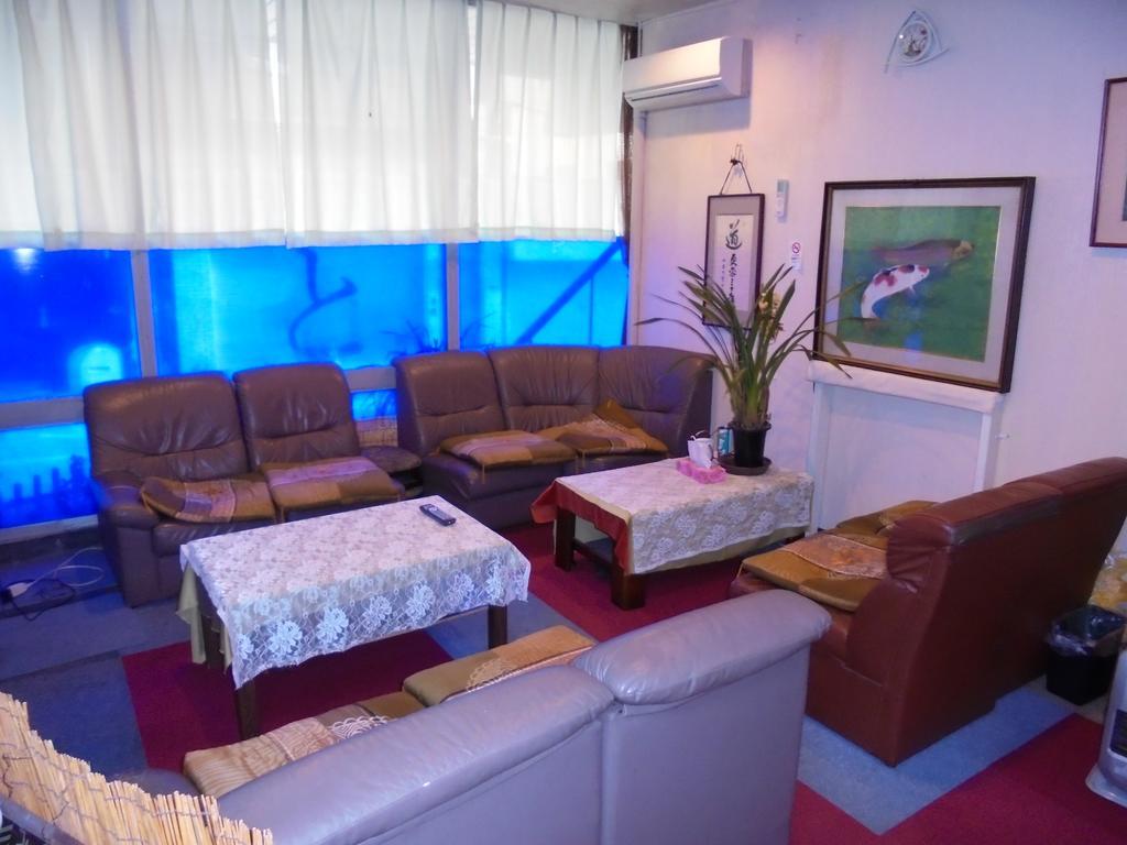 Yoshino Ryokan Осака Экстерьер фото